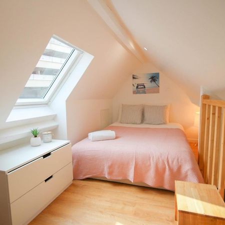Bright, Fully-Equipped Apartment In Central Лил Екстериор снимка