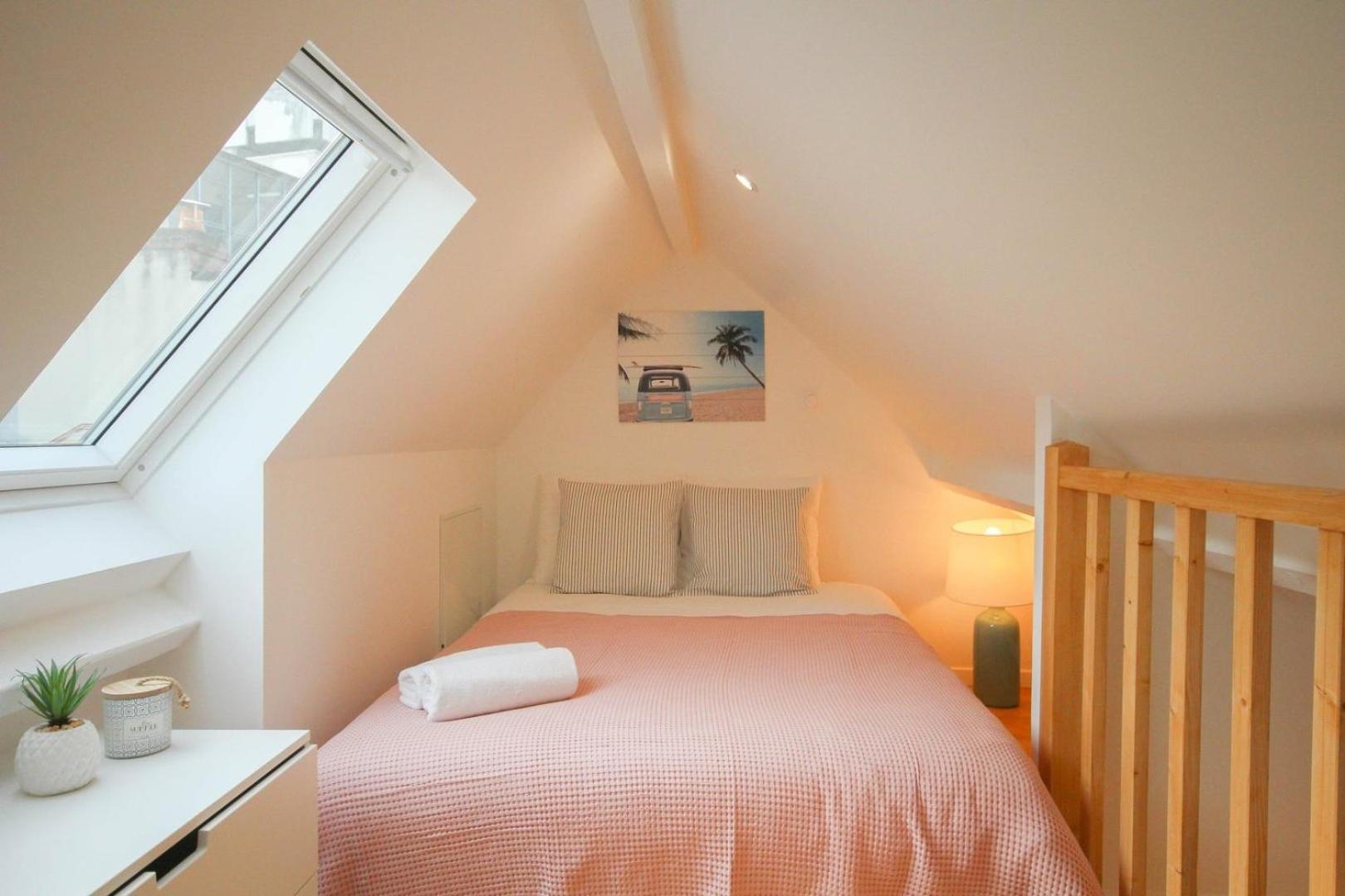 Bright, Fully-Equipped Apartment In Central Лил Екстериор снимка